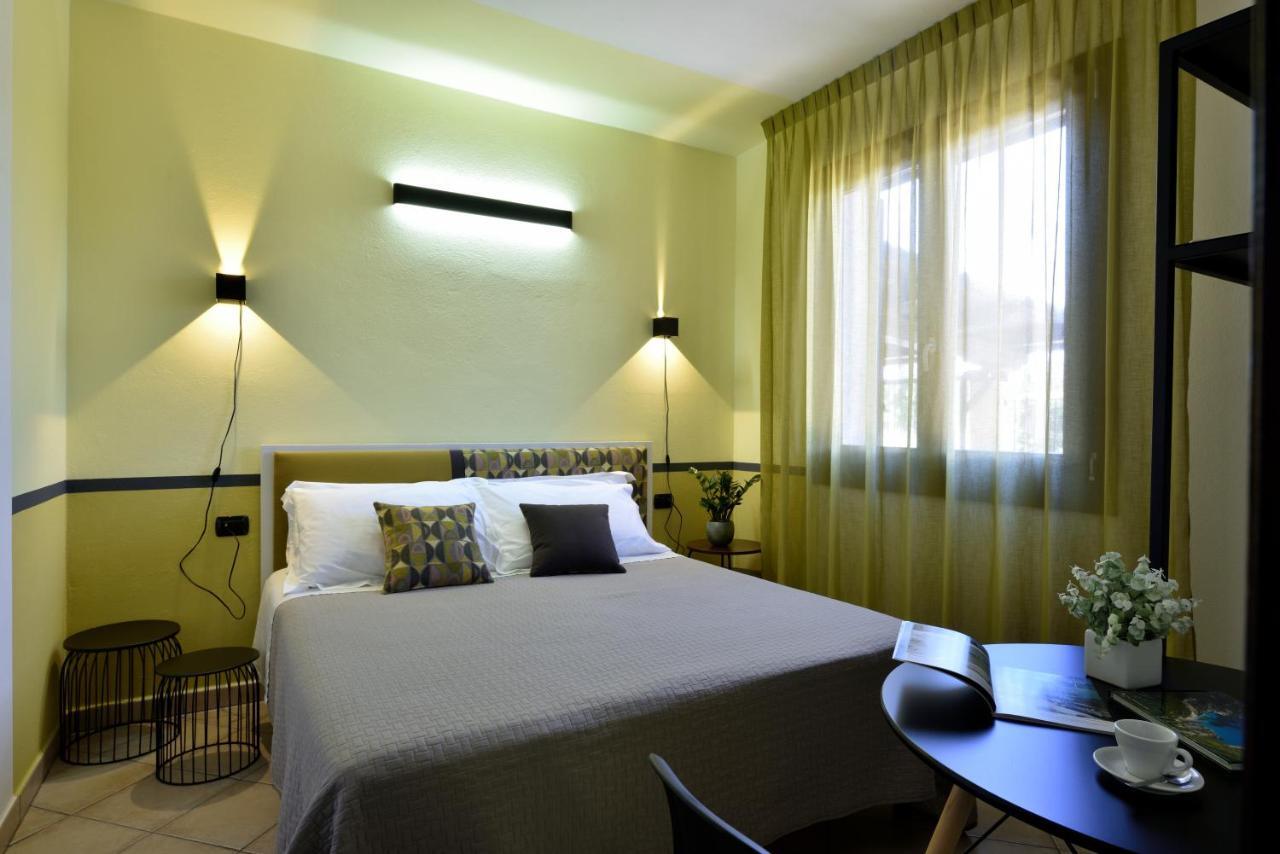 La Tortorella Room & Apartment Tortolì Extérieur photo